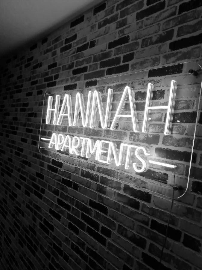 Hannah Kraslava Exterior photo