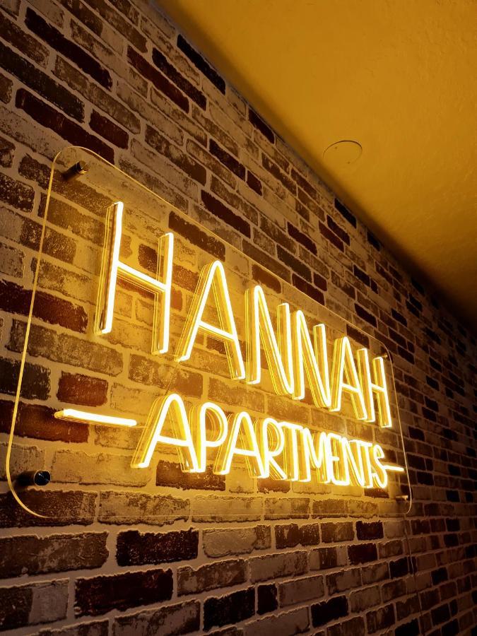 Hannah Kraslava Exterior photo